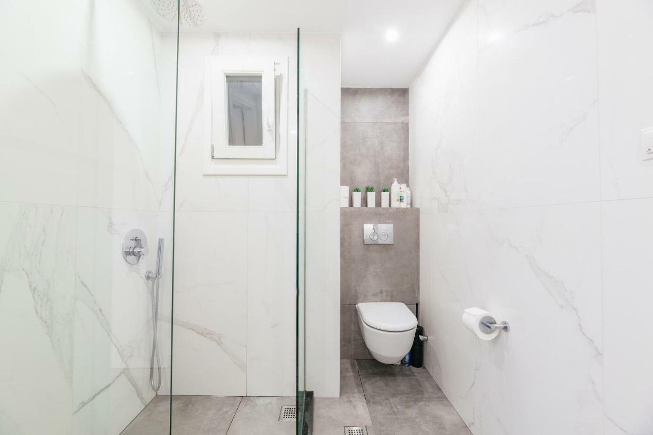 Modern White Tower Apartment Thessaloníki Eksteriør bilde